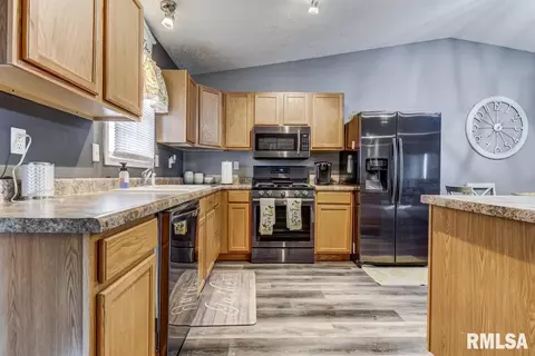 2709 Steiler Pl, Springfield, IL 62703 photo 6