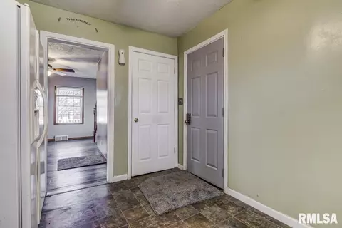 332 N Lincoln Ave, Springfield, IL 62702 photo 7
