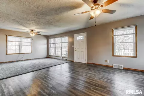 332 N Lincoln Ave, Springfield, IL 62702 photo 11