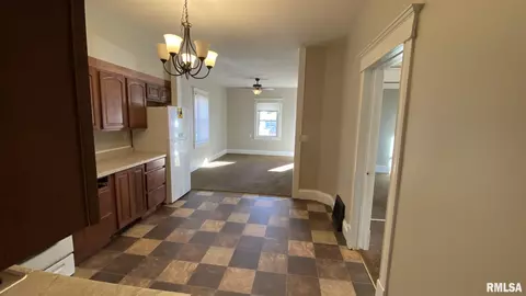 1511 E Keys Ave, Springfield, IL 62702 photo 9