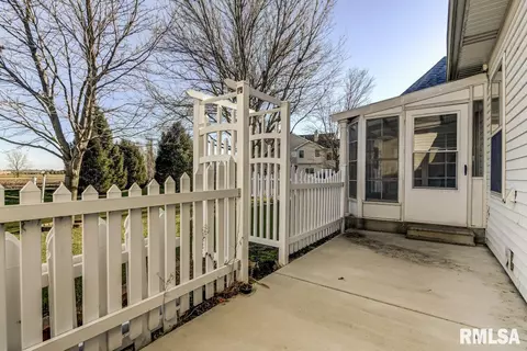 2708 Kitty Hawk Ct, Springfield, IL 62711 photo 32