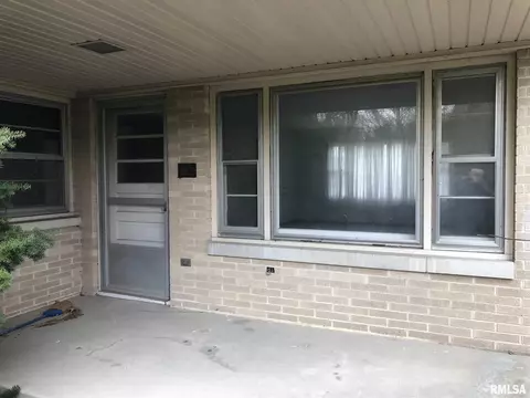 2 Apache Dr, Springfield, IL 62711 photo 3