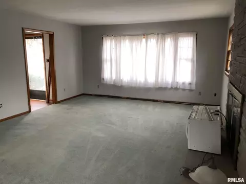 2 Apache Dr, Springfield, IL 62711 photo 8