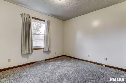 192 Wisteria Dr, Springfield, IL 62711 photo 21