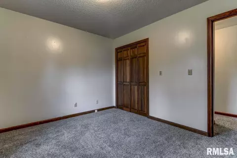 192 Wisteria Dr, Springfield, IL 62711 photo 22