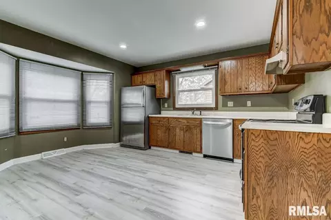 192 Wisteria Dr, Springfield, IL 62711 photo 13
