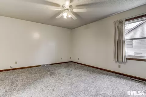192 Wisteria Dr, Springfield, IL 62711 photo 26
