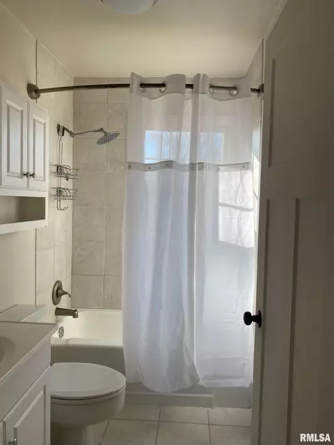 222 W Elliott Ave, Springfield, IL 62702 photo 14