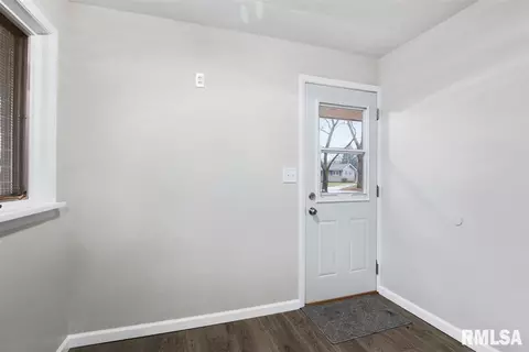 2328 Eastview Dr, Springfield, IL 62702 photo 13