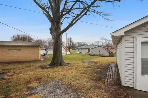 2328 Eastview Dr, Springfield, IL 62702 photo 7