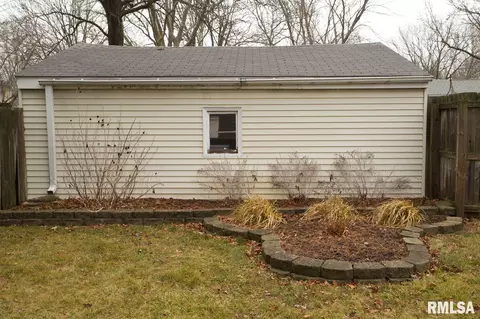 1213 Wickford Dr, Springfield, IL 62704 photo 35