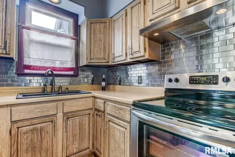 828 S Macarthur Blvd, Springfield, IL 62704 photo 20