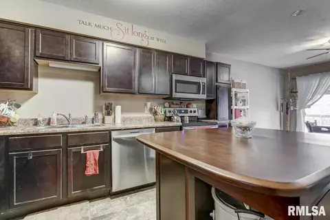 103 Drawbridge Rd, Springfield, IL 62704 photo 8
