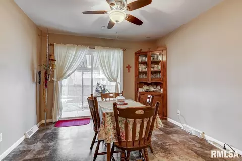 103 Drawbridge Rd, Springfield, IL 62704 photo 12