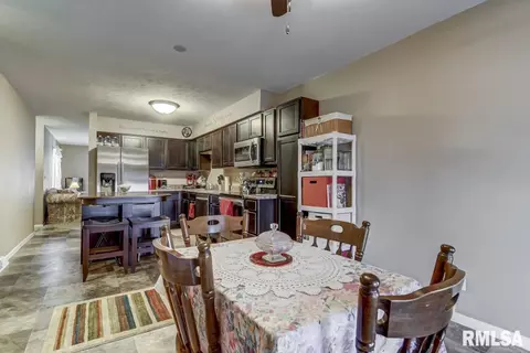 103 Drawbridge Rd, Springfield, IL 62704 photo 11