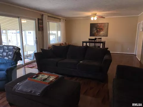 2537 S 4th St, Springfield, IL 62703 photo 5