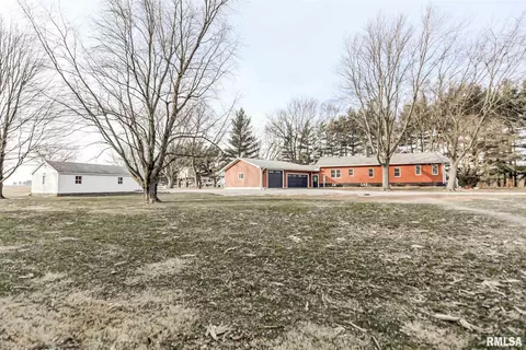 1372 E 800 N Rd, Owaneco, IL 62555 photo 42