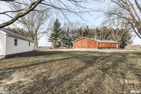 1372 E 800 N Rd, Owaneco, IL 62555 photo 43