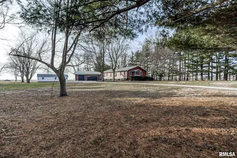 1372 E 800 N Rd, Owaneco, IL 62555 photo 31