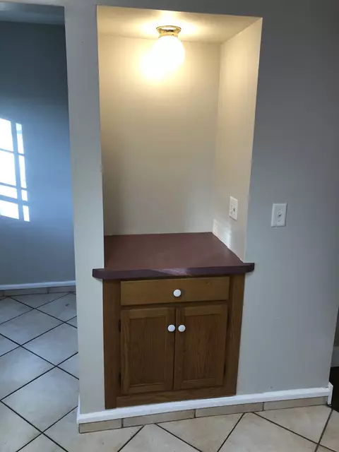 1123 N Franklin Ave, Springfield, IL 62702 photo 6