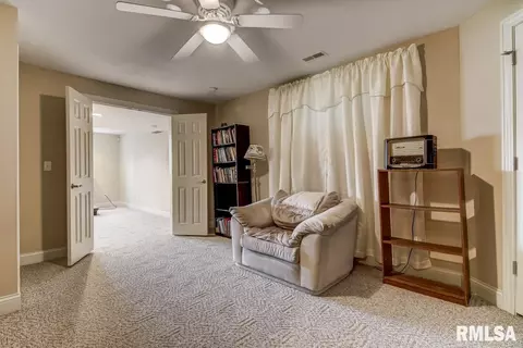 1424 Lake Pointe Ct, Springfield, IL 62712 photo 34