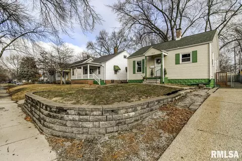 2512 S 8th St, Springfield, IL 62703 photo 4
