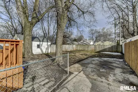 2512 S 8th St, Springfield, IL 62703 photo 5
