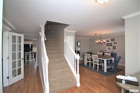 3724 Viking Blvd, Springfield, IL 62712 photo 2