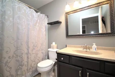 3724 Viking Blvd, Springfield, IL 62712 photo 23