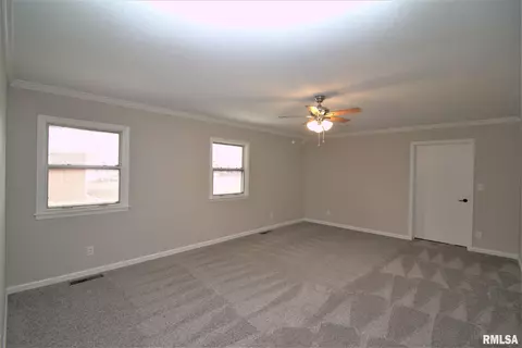 952 Mckibbin Ln, Springfield, IL 62711 photo 12
