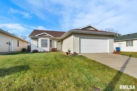 925 Knoll Pointe Pl, Springfield, IL 62703 photo 3
