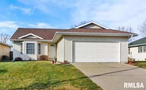 925 Knoll Pointe Pl, Springfield, IL 62703 photo 2