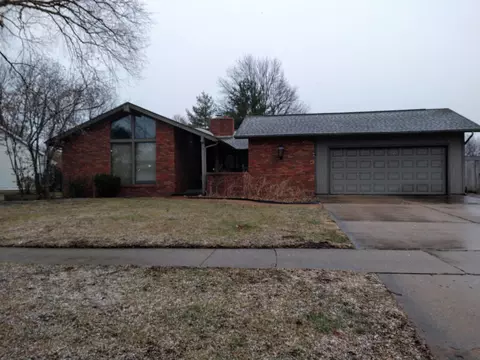 2412 Lindbergh Blvd, Springfield, IL 62704 photo 1