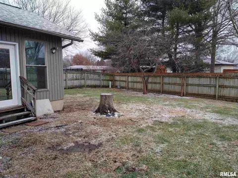 2412 Lindbergh Blvd, Springfield, IL 62704 photo 14