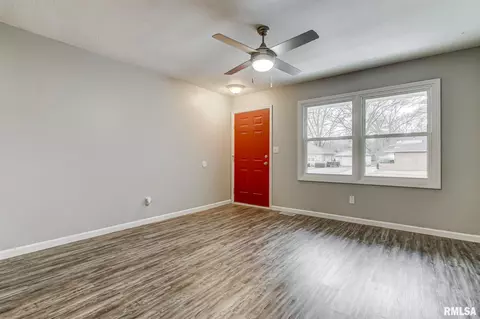 1564 Reed Ave, Springfield, IL 62704 photo 9