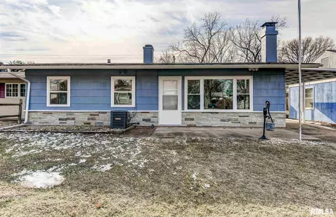 2500 Dover Dr, Springfield, IL 62703 photo 1