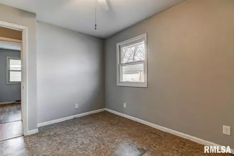 2003 E Keys Ave, Springfield, IL 62703 photo 11