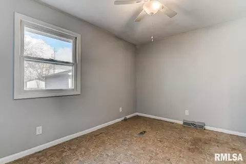 2003 E Keys Ave, Springfield, IL 62703 photo 14
