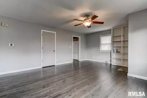 3332 Moorgate Dr, Springfield, IL 62703 photo 5