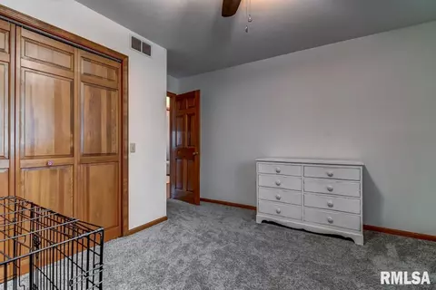 201 Norwalk Rd, Springfield, IL 62704 photo 16