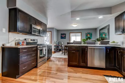 201 Norwalk Rd, Springfield, IL 62704 photo 8