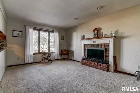 1112 Bugle Ct, Springfield, IL 62712 photo 10
