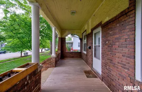1728 S 4th St, Springfield, IL 62703 photo 6