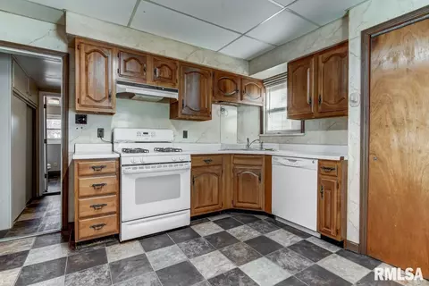 2530 S 13th St, Springfield, IL 62703 photo 7