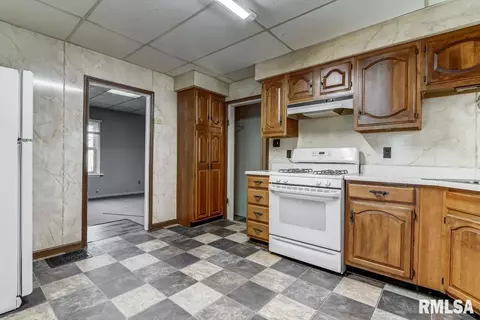 2530 S 13th St, Springfield, IL 62703 photo 8