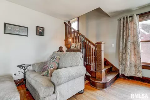 2141 S 6th St, Springfield, IL 62703 photo 6