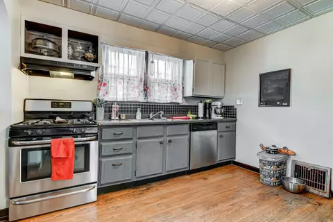 2141 S 6th St, Springfield, IL 62703 photo 8