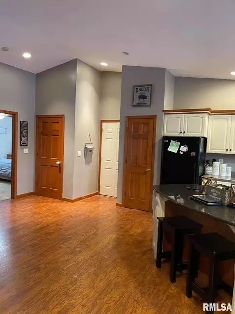 1 Locust Dr, Franklin, IL 62638 photo 8