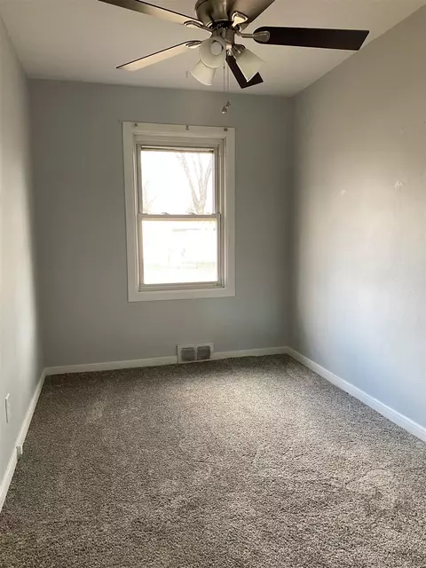 2425 Huntington Rd, Springfield, IL 62703 photo 9