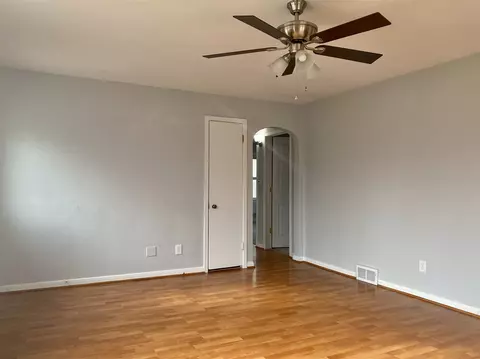 2425 Huntington Rd, Springfield, IL 62703 photo 4